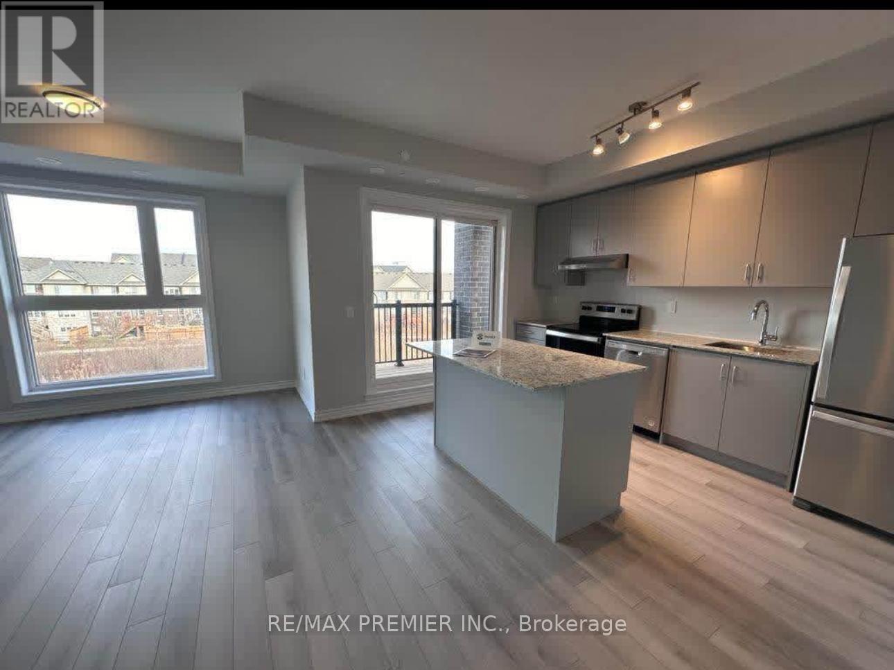 345 - 349 Wheat Boom Drive, Oakville, Ontario  L6H 0R4 - Photo 14 - W12548512