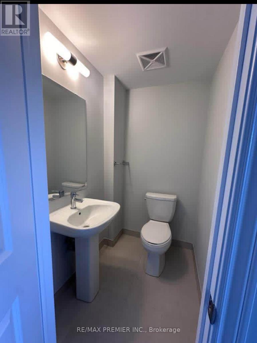 345 - 349 Wheat Boom Drive, Oakville, Ontario  L6H 0R4 - Photo 9 - W12548512