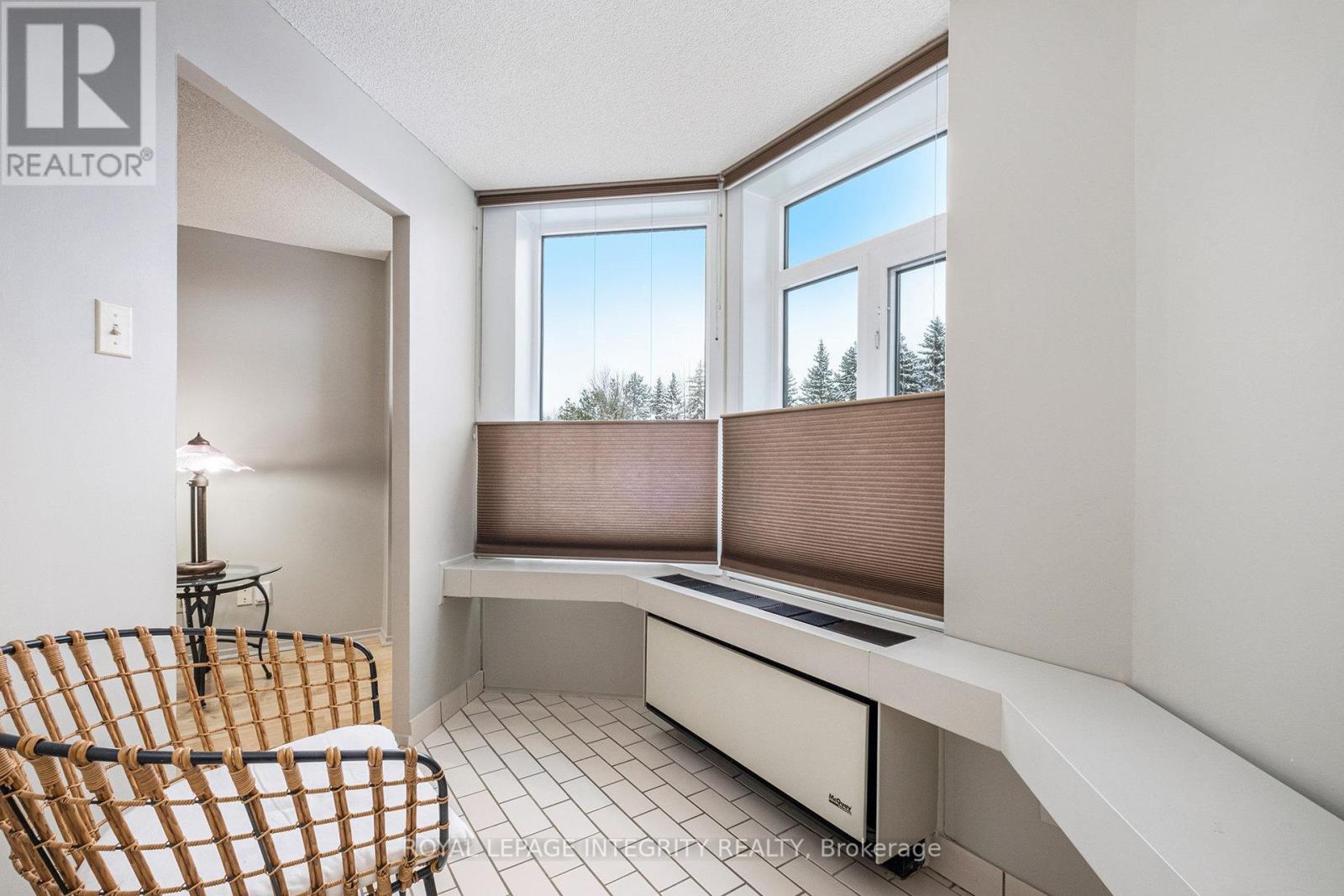 210 - 1025 Grenon Avenue, Ottawa, Ontario K2B 8S5 - Photo 5 - X12548566