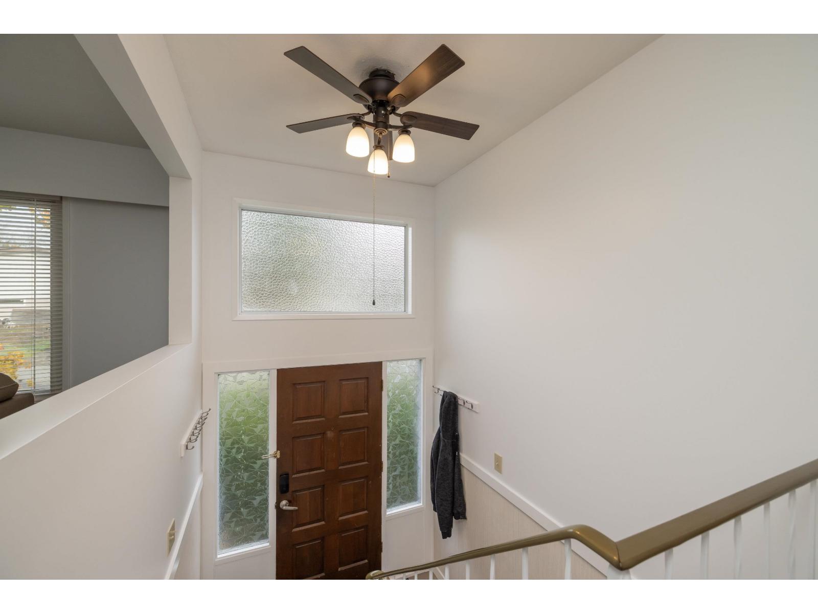 32410 Diamond Avenue, Mission, British Columbia  V2V 1M2 - Photo 5 - R3063720