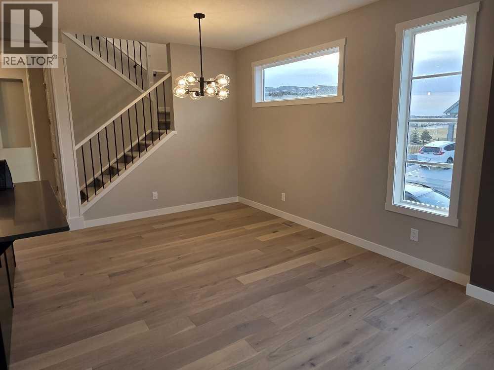 83 Lambeau Lane Se, Airdrie, Alberta  T4A 3P3 - Photo 8 - A2252044