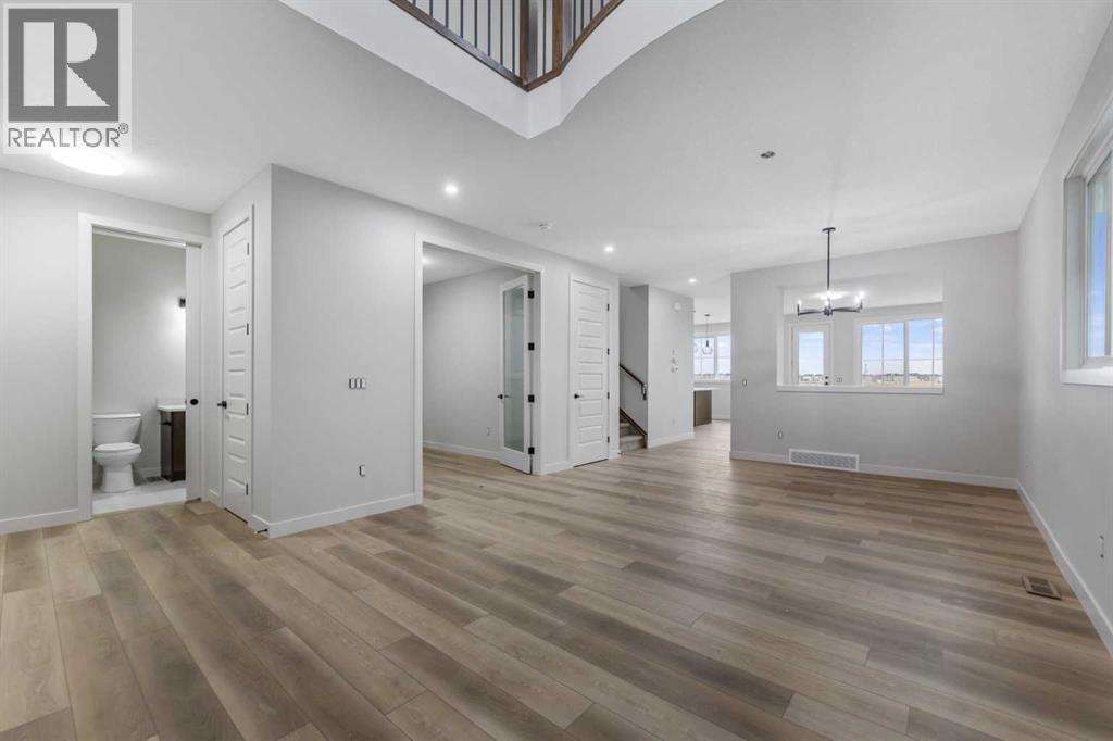 292 Savanna Drive Ne, Calgary, Alberta  T3J 5T3 - Photo 3 - A2267659