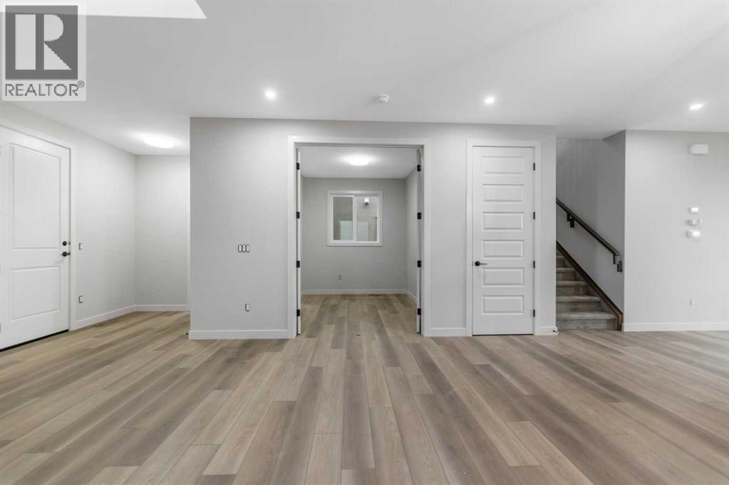 292 Savanna Drive Ne, Calgary, Alberta  T3J 5T3 - Photo 9 - A2267659