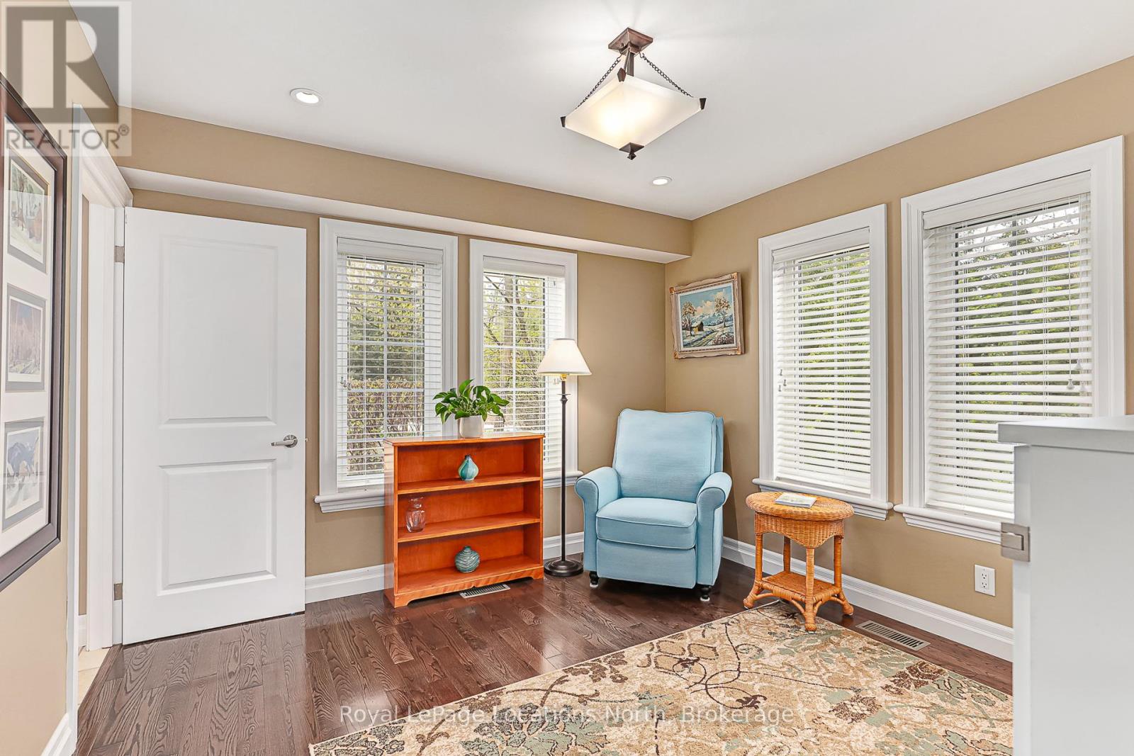 213 Camperdown Road, Blue Mountains, Ontario  N0H 1J0 - Photo 12 - X12548562