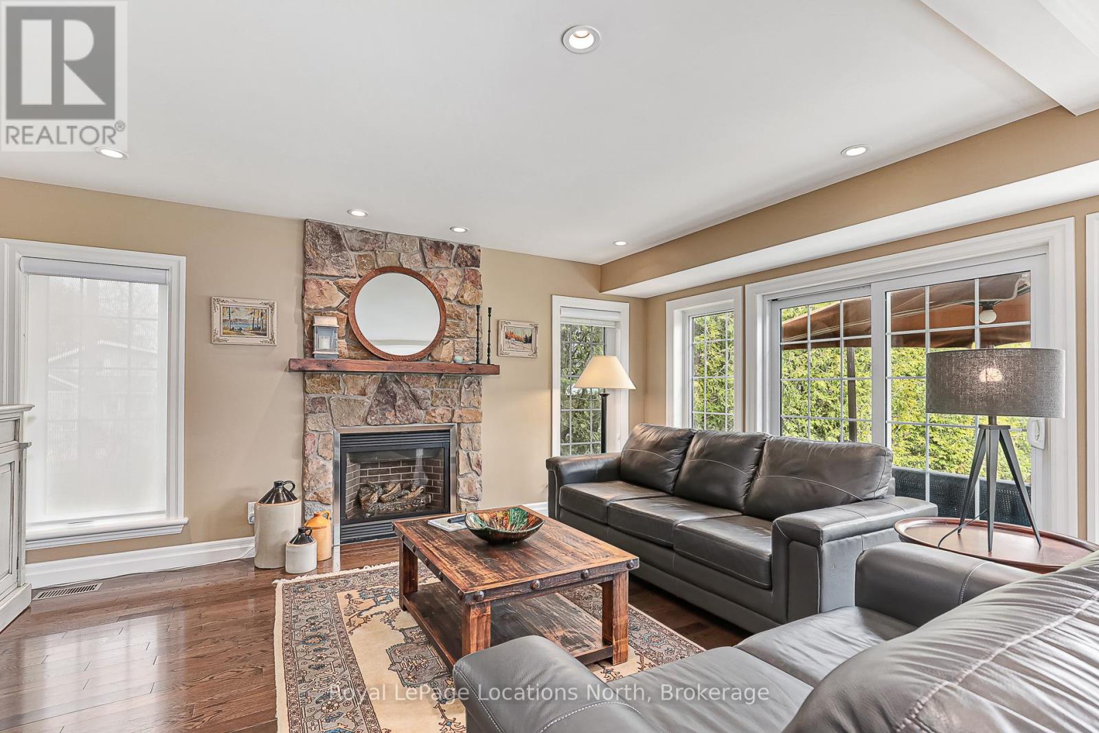 213 Camperdown Road, Blue Mountains, Ontario  N0H 1J0 - Photo 13 - X12548562