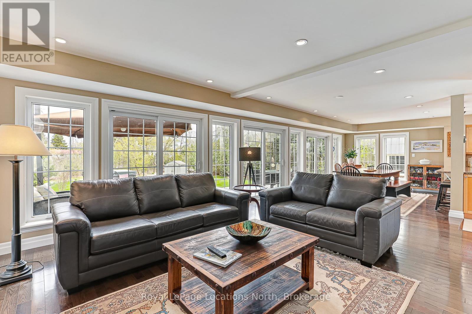 213 Camperdown Road, Blue Mountains, Ontario  N0H 1J0 - Photo 16 - X12548562