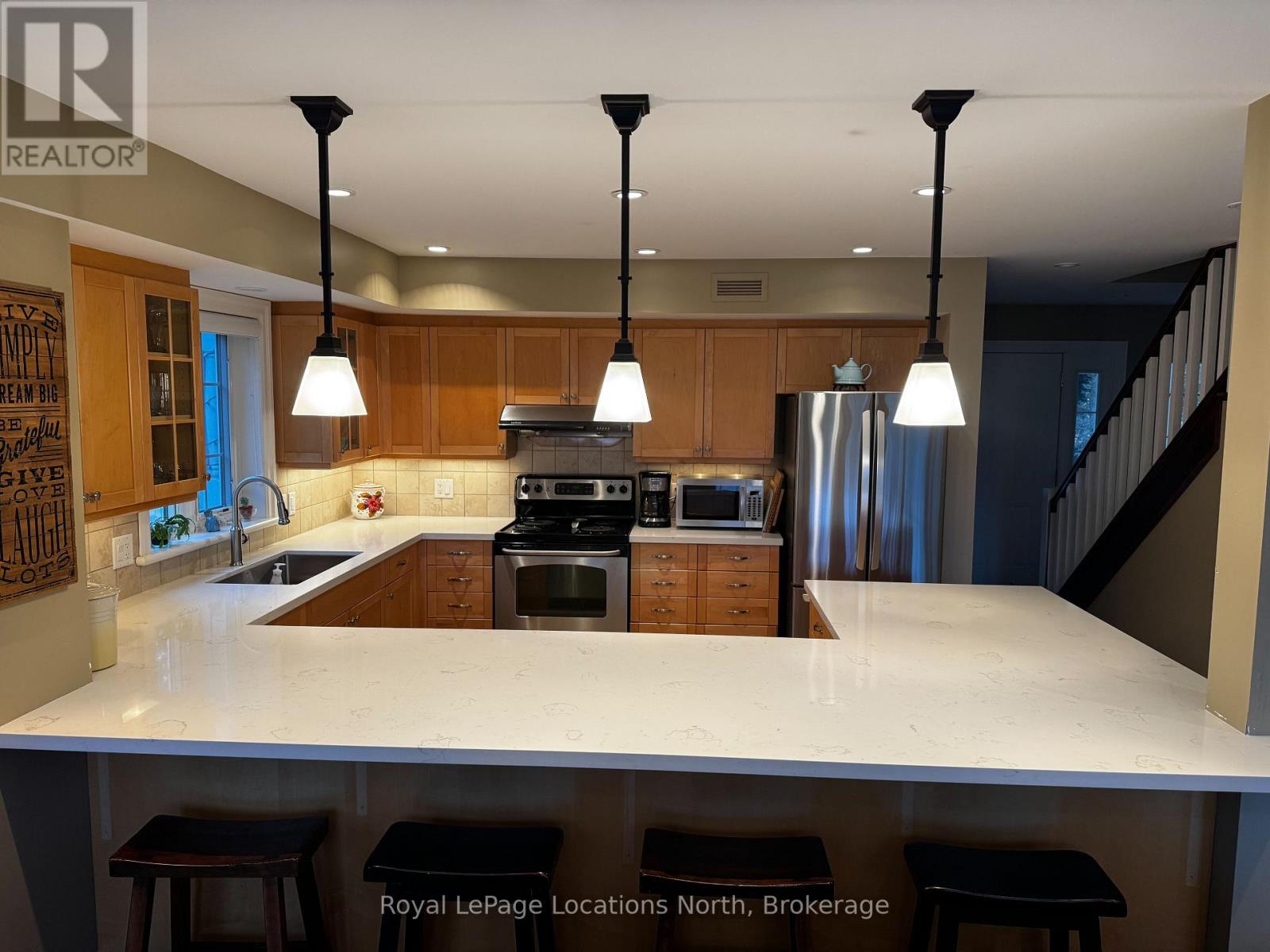 213 Camperdown Road, Blue Mountains, Ontario  N0H 1J0 - Photo 18 - X12548562