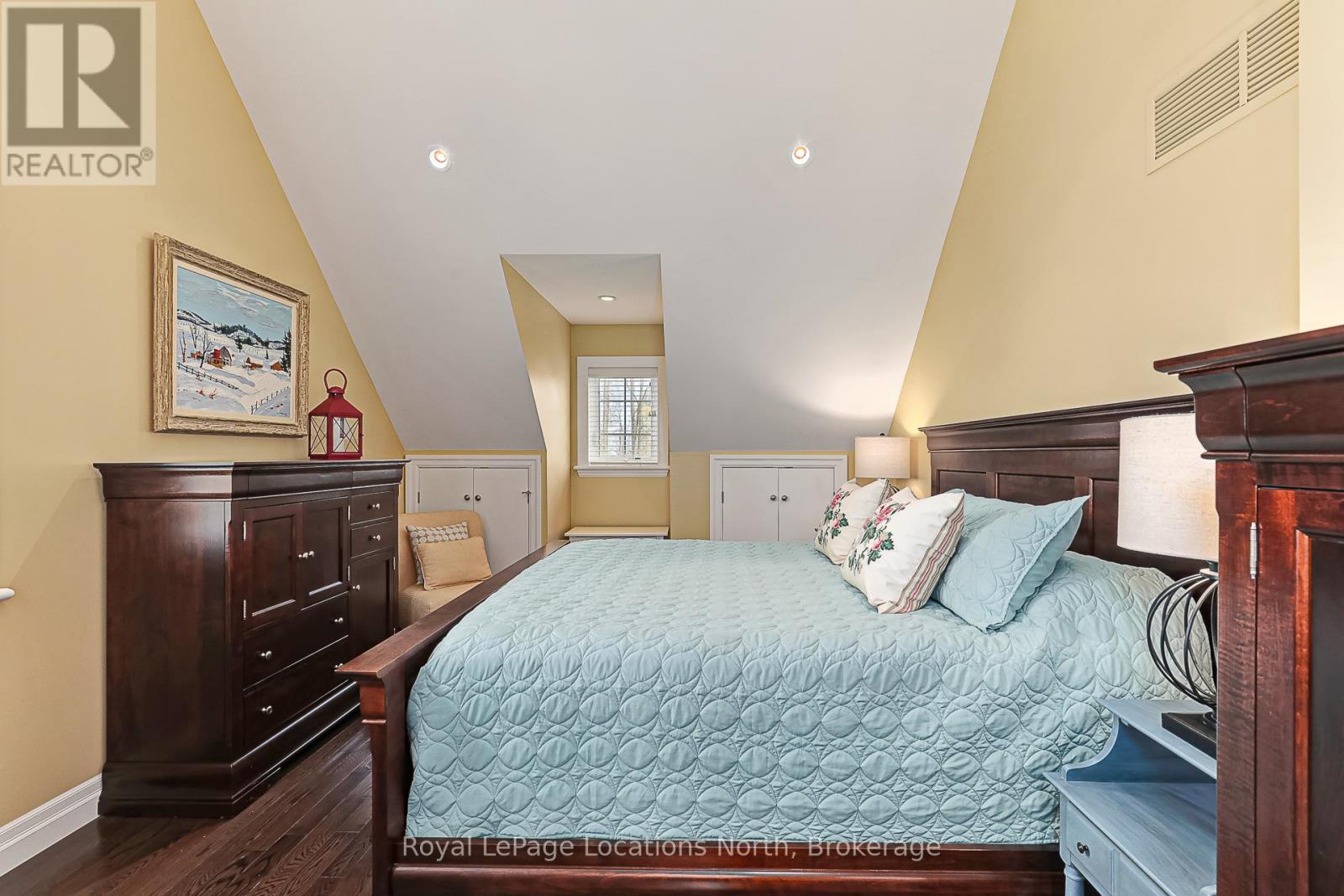 213 Camperdown Road, Blue Mountains, Ontario  N0H 1J0 - Photo 22 - X12548562