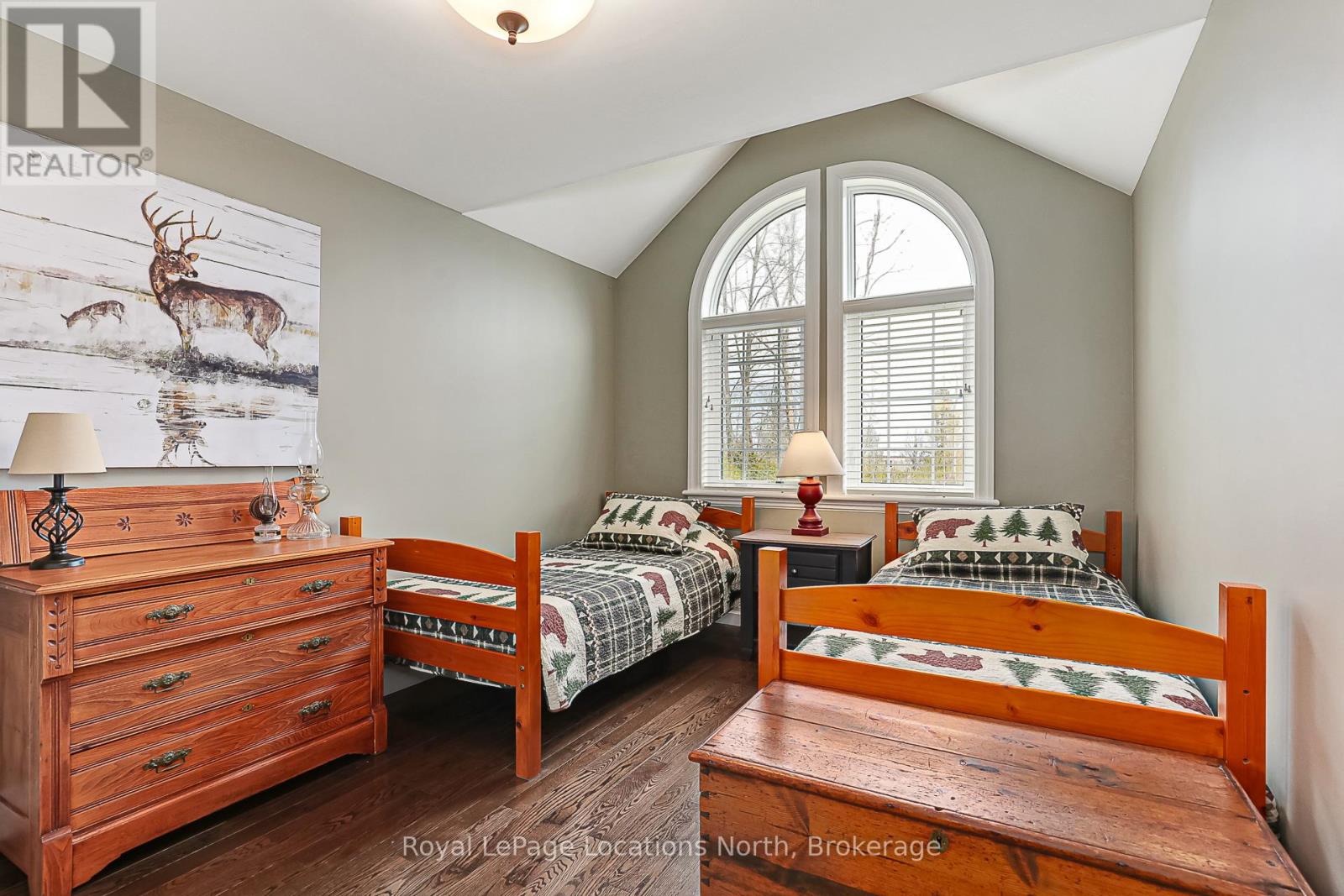 213 Camperdown Road, Blue Mountains, Ontario  N0H 1J0 - Photo 29 - X12548562