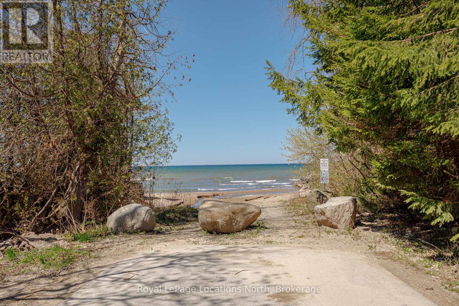 213 Camperdown Road, Blue Mountains, Ontario  N0H 1J0 - Photo 41 - X12548562