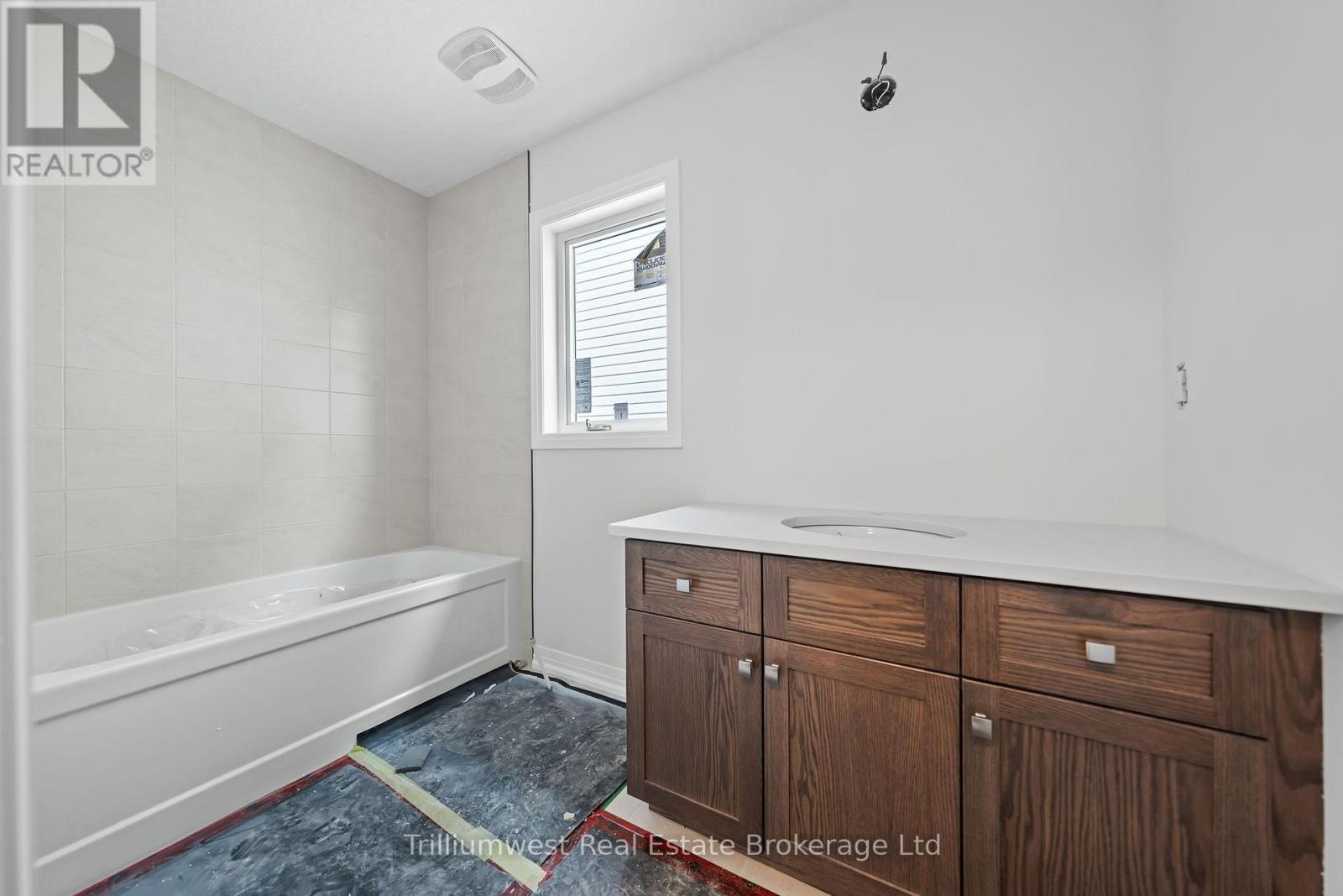 62 Imrie Road, Centre Wellington, Ontario  N0B 2S0 - Photo 18 - X12548576