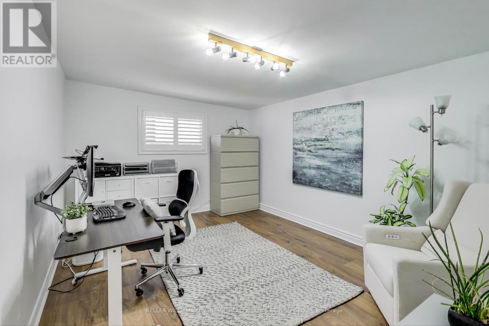 1188 Mineola Gardens, Mississauga, Ontario  L5G 3X9 - Photo 7 - W12509892