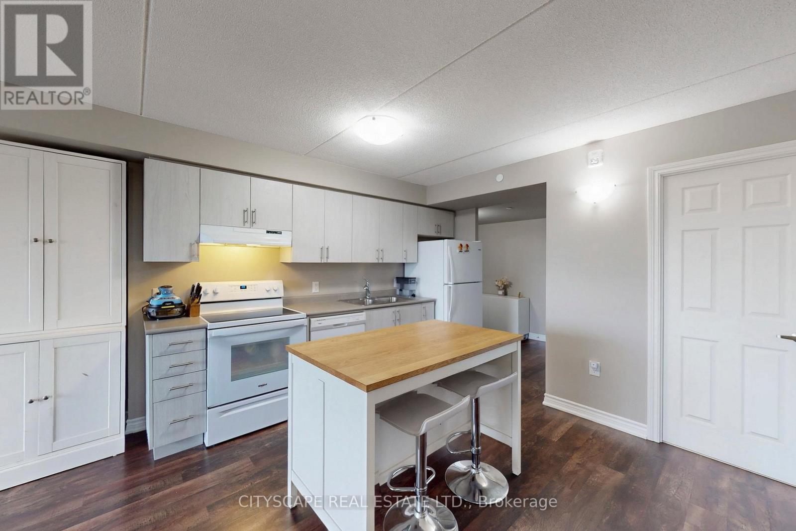 1008 - 716 Main Street E, Milton, Ontario L9T 3P6 - Photo 9 - W12548446