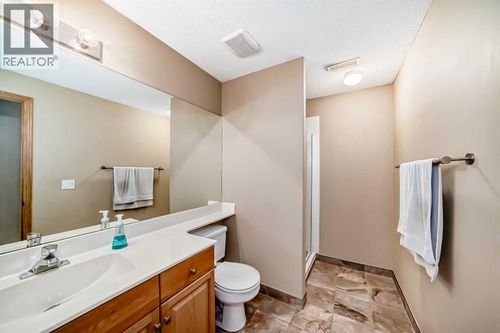 1619 Thorburn Drive Se, Airdrie, Alberta  T4A 2C6 - Photo 40 - A2261519