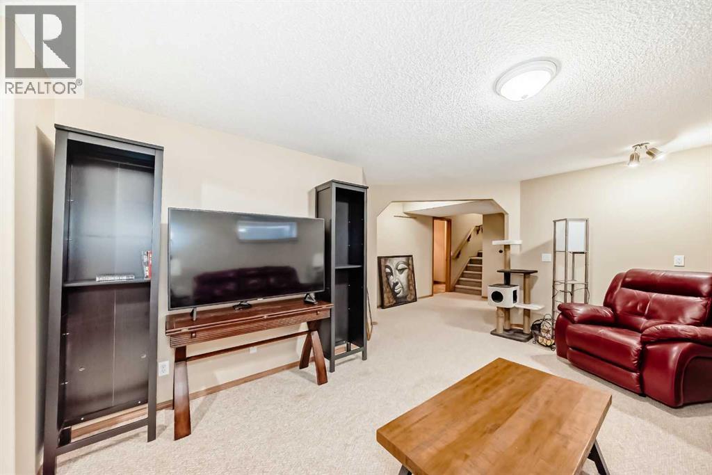 1619 Thorburn Drive Se, Airdrie, Alberta  T4A 2C6 - Photo 36 - A2261519