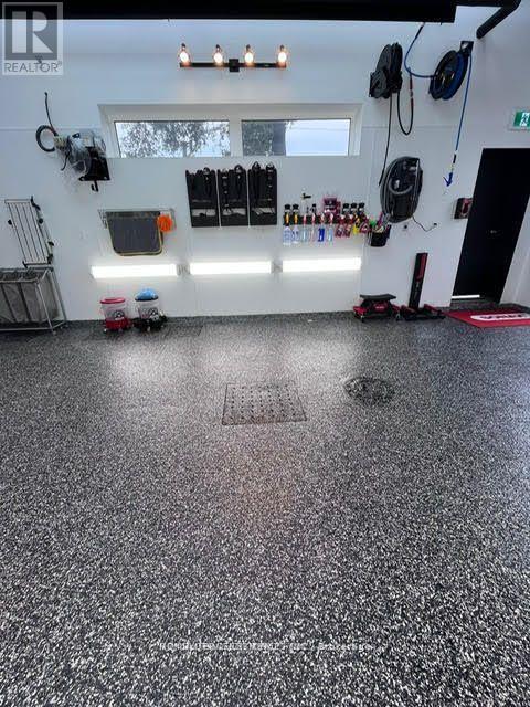 66 N Queen Street, Toronto, Ontario  M8Z 2C4 - Photo 2 - W12548558