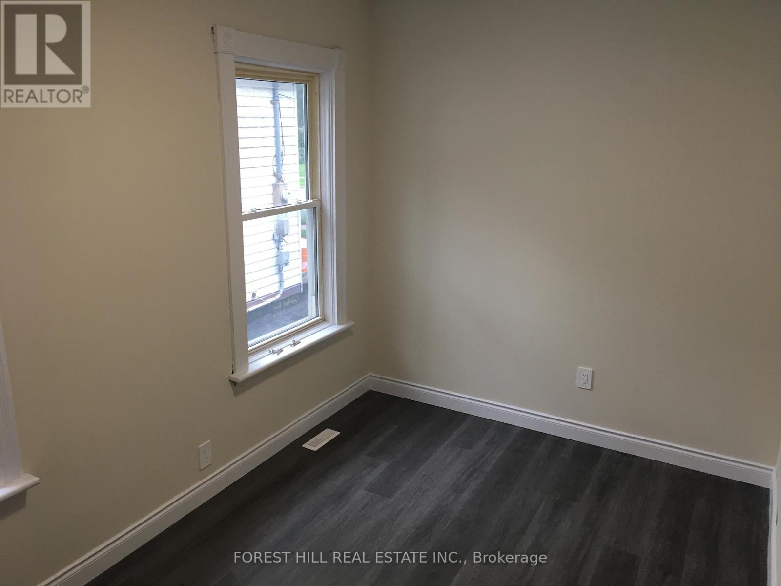 61 Bedford Road N, London East, Ontario  N5Y 1Z5 - Photo 10 - X12548588