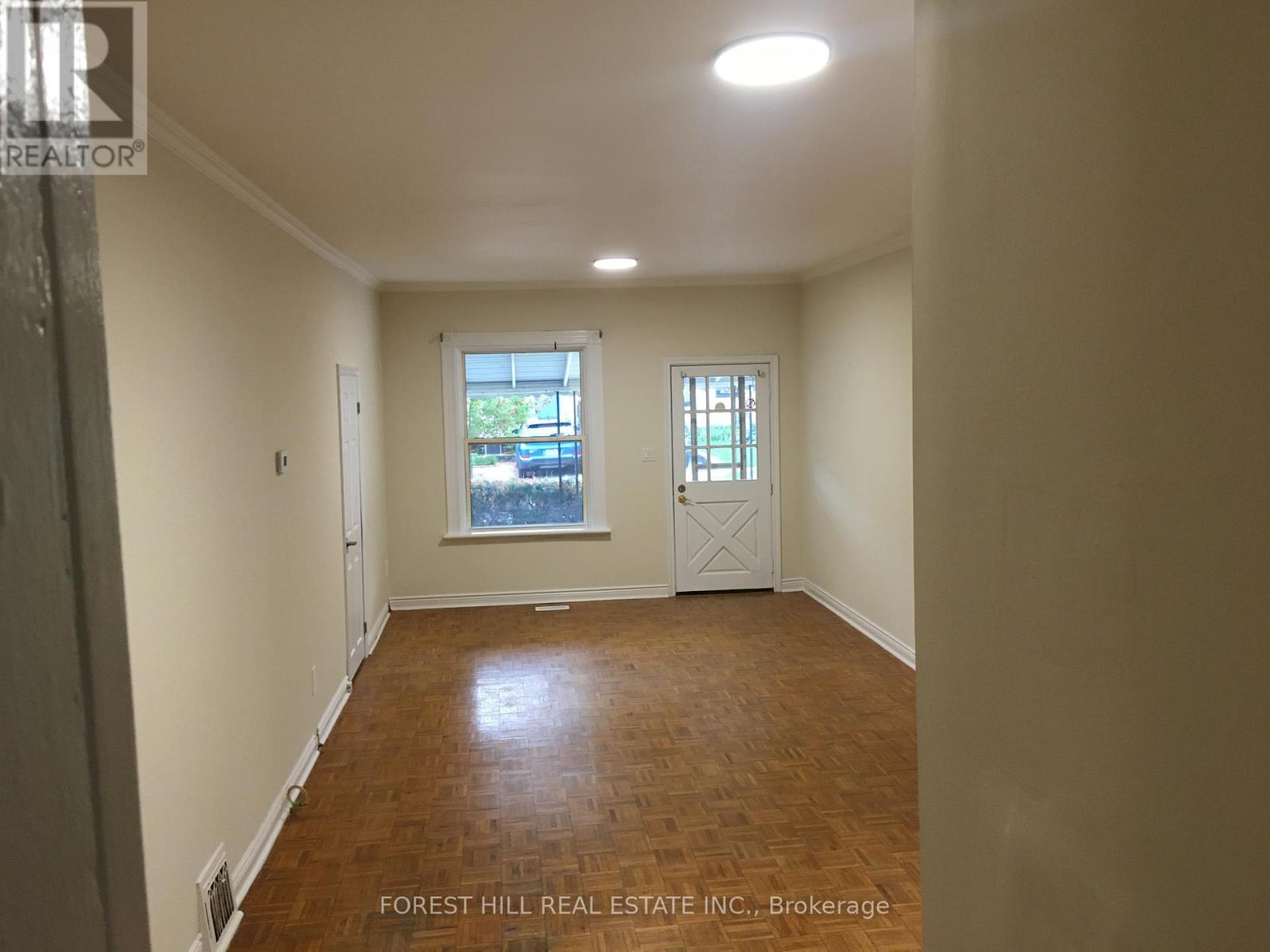 61 Bedford Road N, London East, Ontario  N5Y 1Z5 - Photo 2 - X12548588