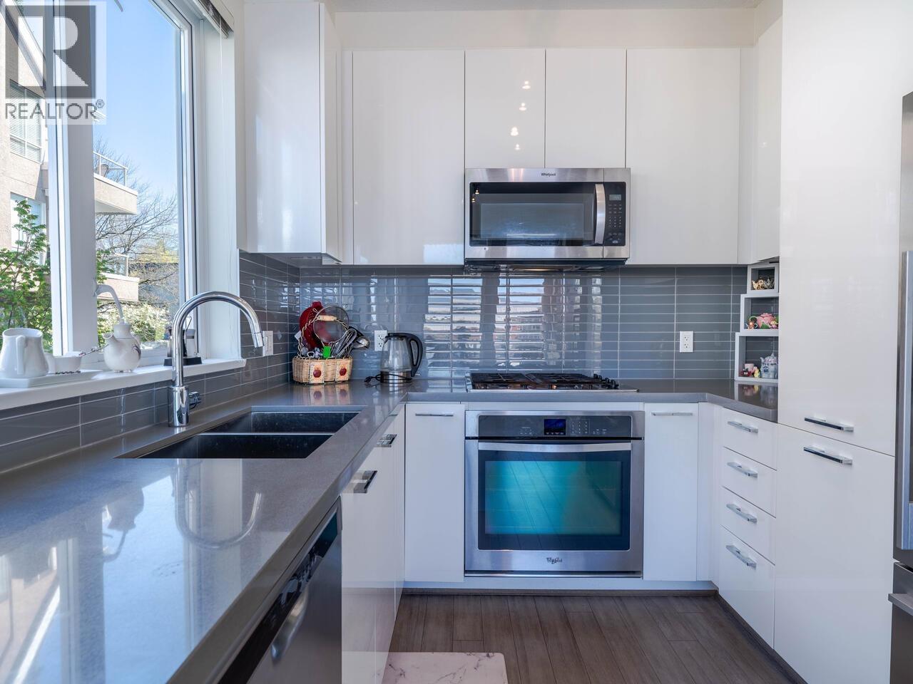 203 717 Chesterfield Avenue, North Vancouver, British Columbia  V7M 3L8 - Photo 10 - R3053912