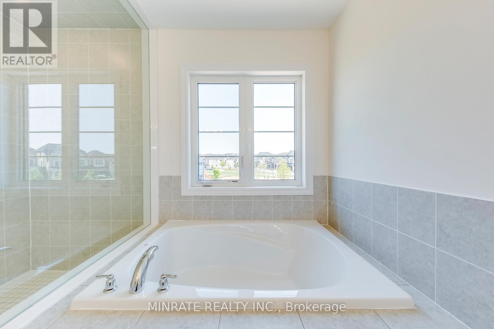 3139 Goodyear Road, Burlington, Ontario L7M 1A2 - Photo 14 - W12403597