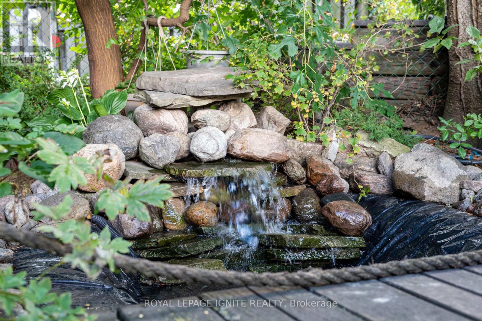 482 Mcroberts Avenue, Toronto, Ontario  M6E 4R4 - Photo 29 - W12548454