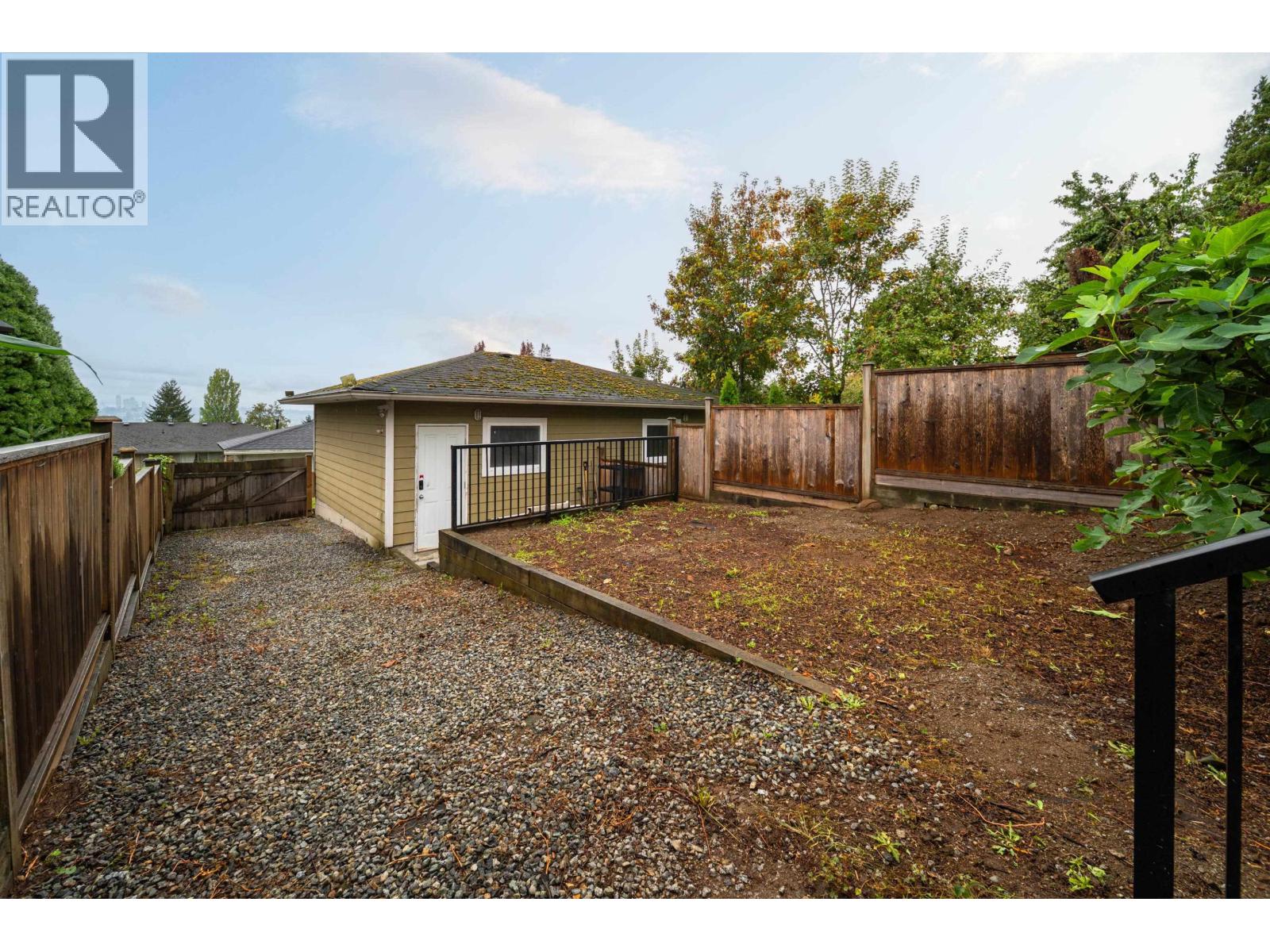 1126 Rochester Avenue, Coquitlam, British Columbia  V3K 2X4 - Photo 33 - R3067701