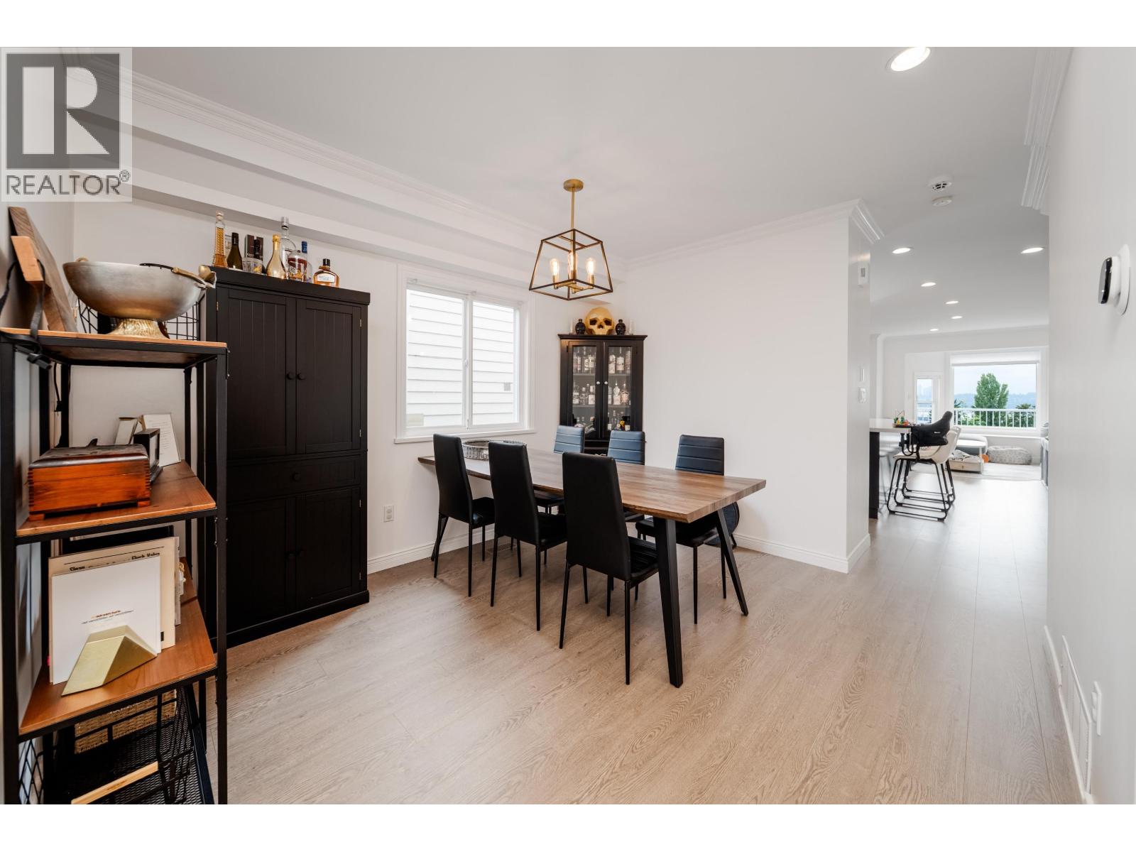 1126 Rochester Avenue, Coquitlam, British Columbia  V3K 2X4 - Photo 5 - R3067701