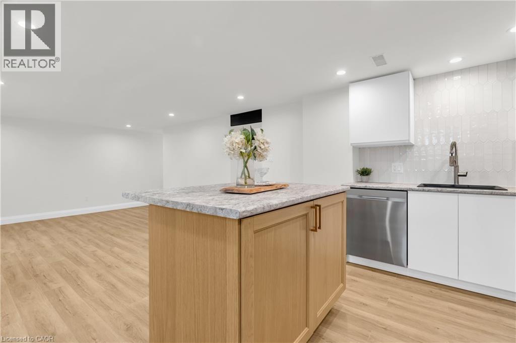 22 Ash Street Unit# 3, Kitchener, Ontario N2H 6H8 - Photo 22 - 40788513