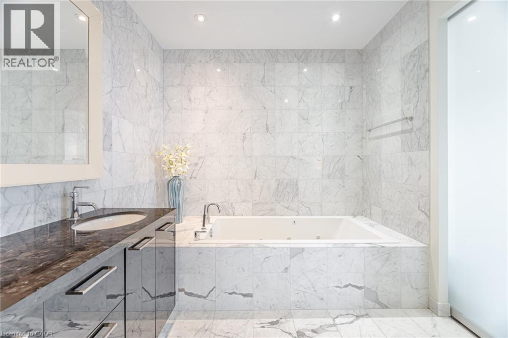 88 Park Lawn Road Unit# 3005, Etobicoke, Ontario M8Y 0B5 - Photo 18 - 40787383