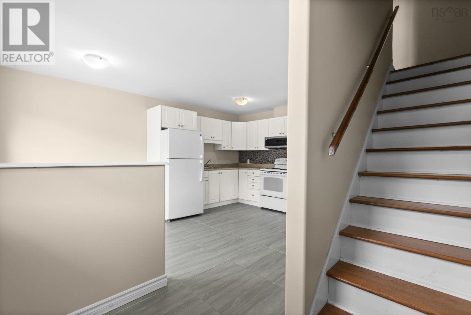 65 Prince Street, Lower Sackville, Nova Scotia  B4C 1L2 - Photo 2 - 202524808