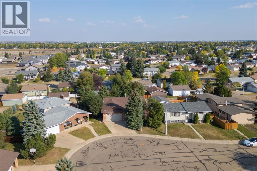 4305 74 Street, Camrose, Alberta  T4V 3V3 - Photo 2 - A2260477