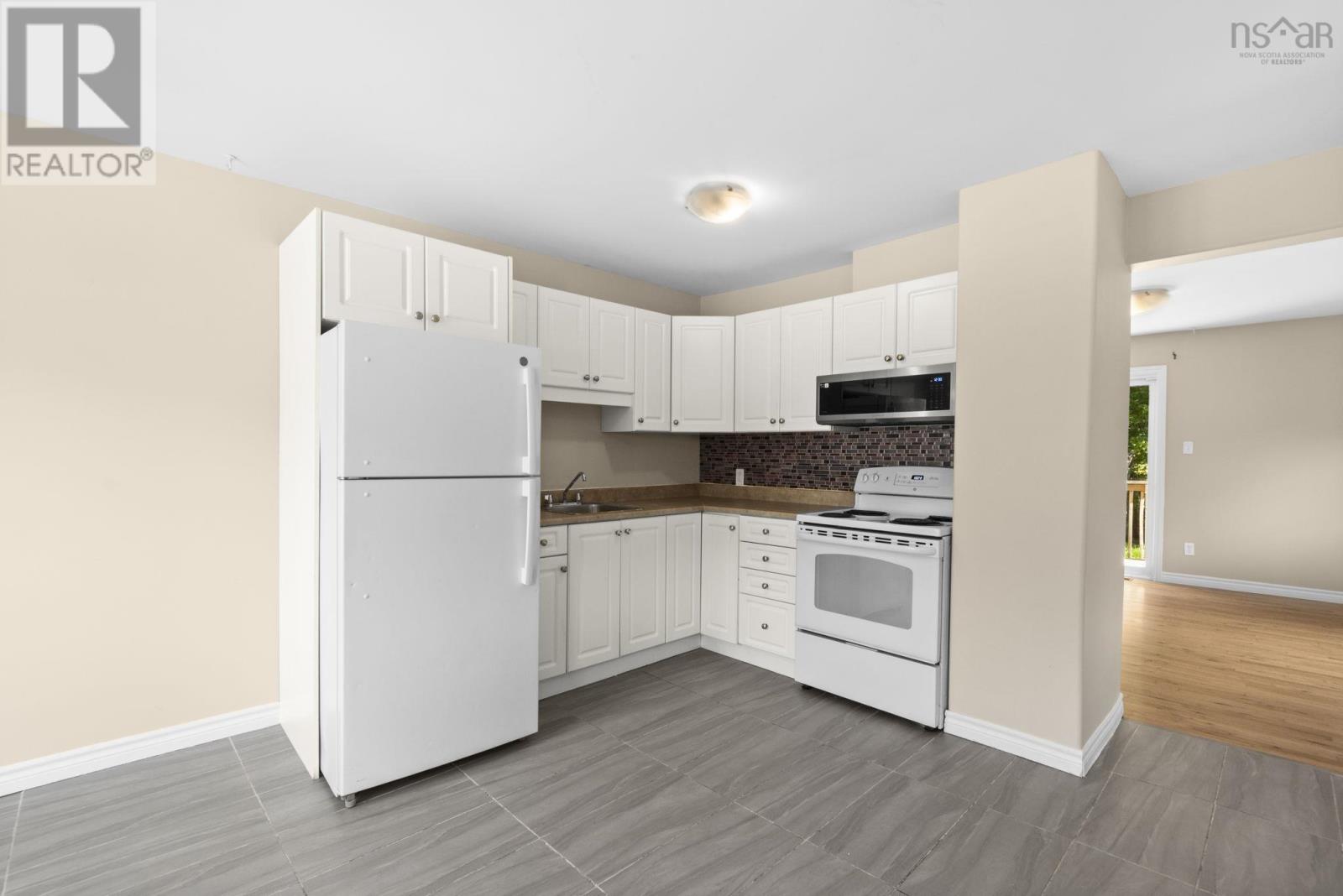 65 Prince Street, Lower Sackville, Nova Scotia  B4C 1L2 - Photo 5 - 202524808