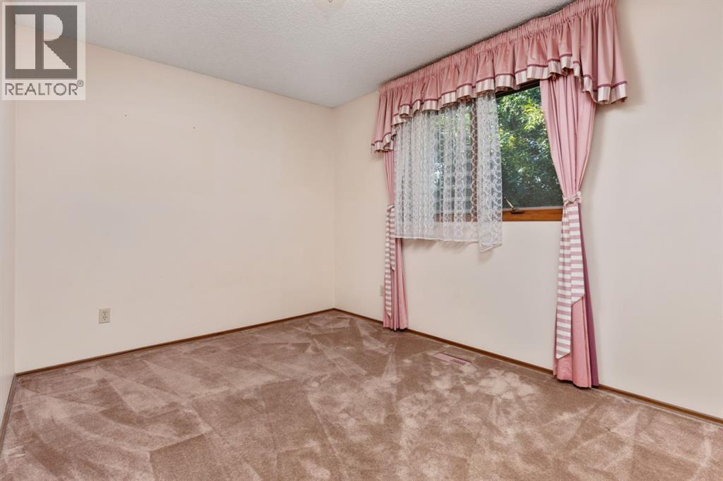 4305 74 Street, Camrose, Alberta  T4V 3V3 - Photo 15 - A2260477