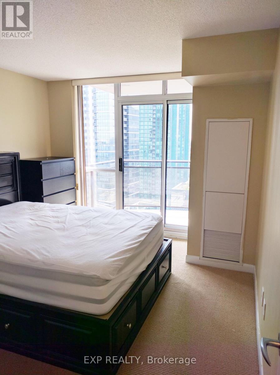 2806 - 33 Sheppard Avenue E, Toronto, Ontario  M2N 7K1 - Photo 6 - C12548594