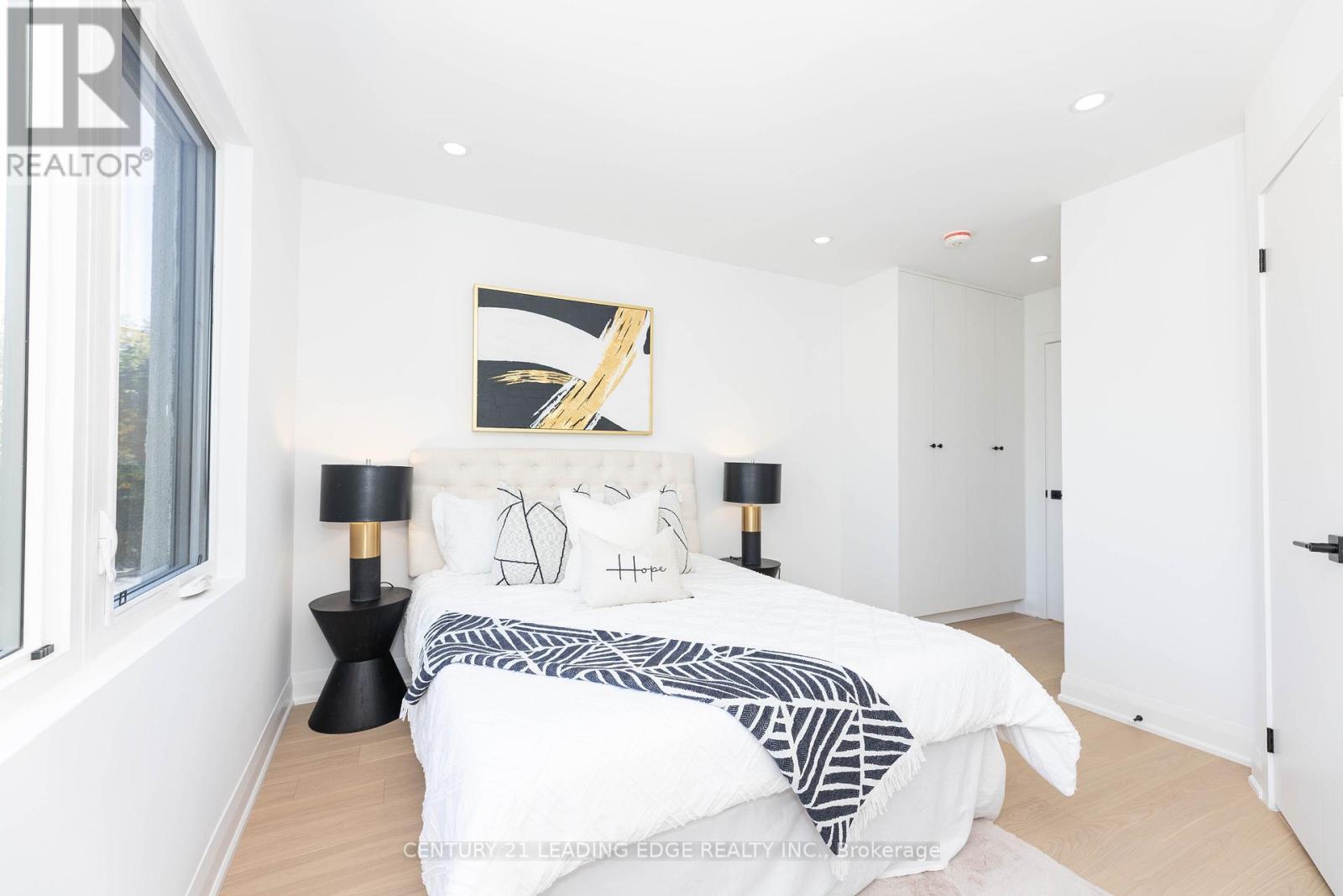 12 Marigold Avenue, Toronto, Ontario  M4M 3B2 - Photo 19 - E12530644