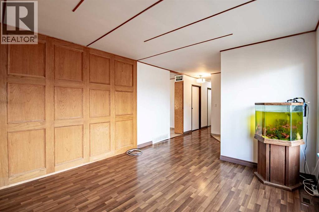 93 Westview Drive, Sylvan Lake, Alberta  T4S 1H8 - Photo 14 - A2270108