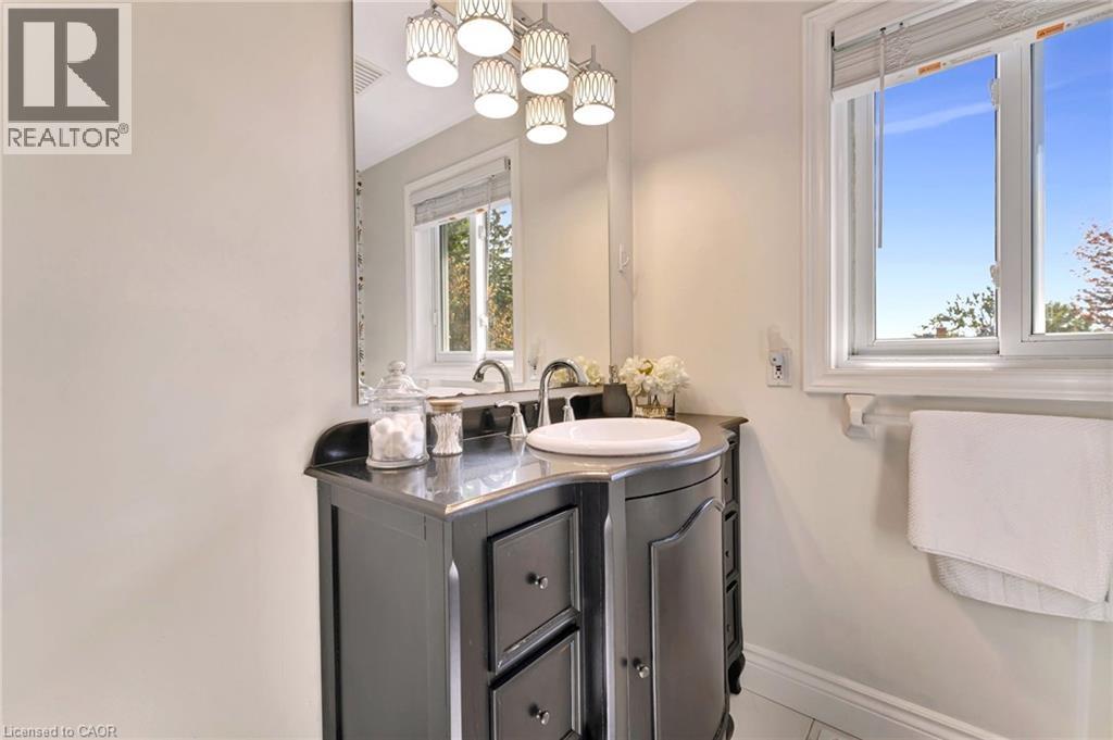 271 Newbury Drive, Kitchener, Ontario  N2N 3A3 - Photo 27 - 40770153