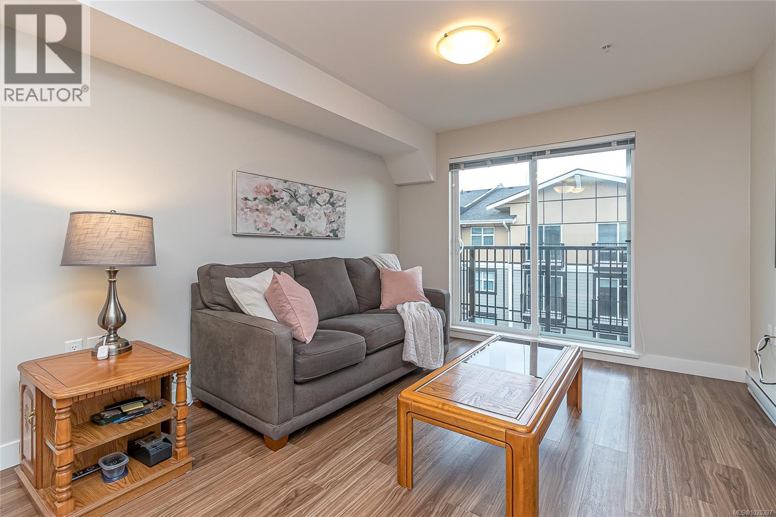 606 917 Avrill Rd, Langford, British Columbia  V9B 0T2 - Photo 3 - 1020397