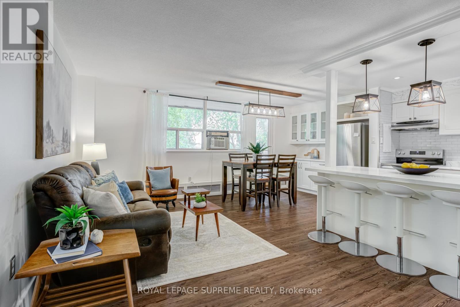 206 - 541 Blackthorn Avenue, Toronto, Ontario  M6M 5A6 - Photo 17 - W12452581