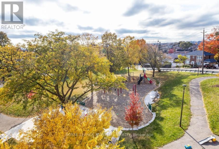 206 - 541 Blackthorn Avenue, Toronto, Ontario  M6M 5A6 - Photo 32 - W12452581