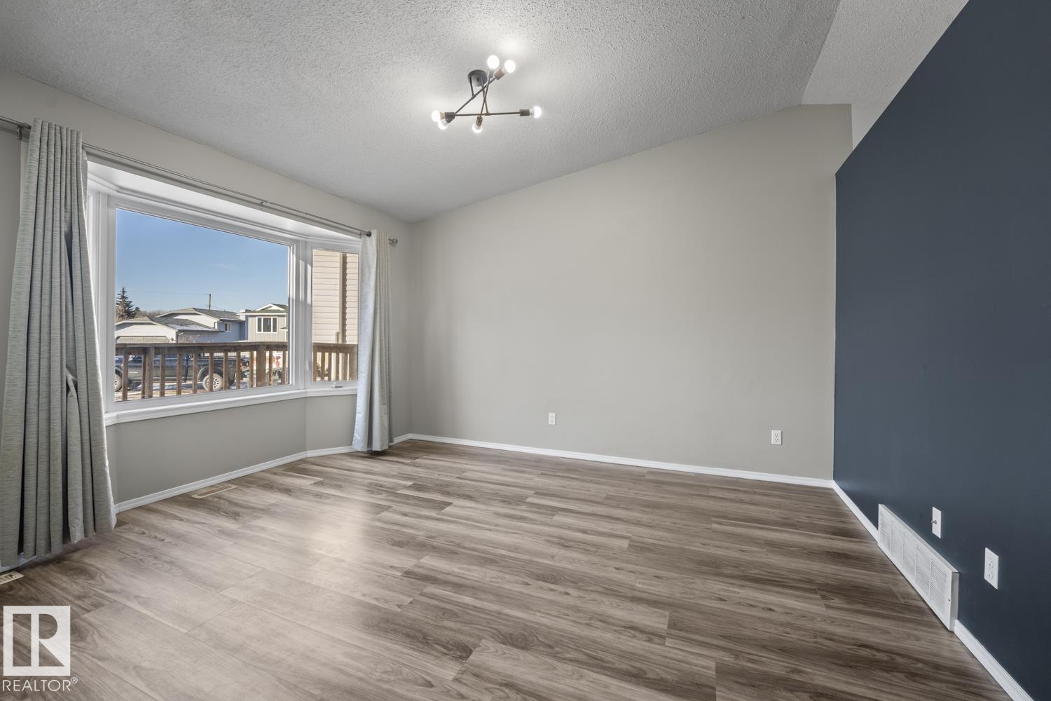 #4 9th Street Cl, Cold Lake, Alberta  T9M 1K1 - Photo 5 - E4465877