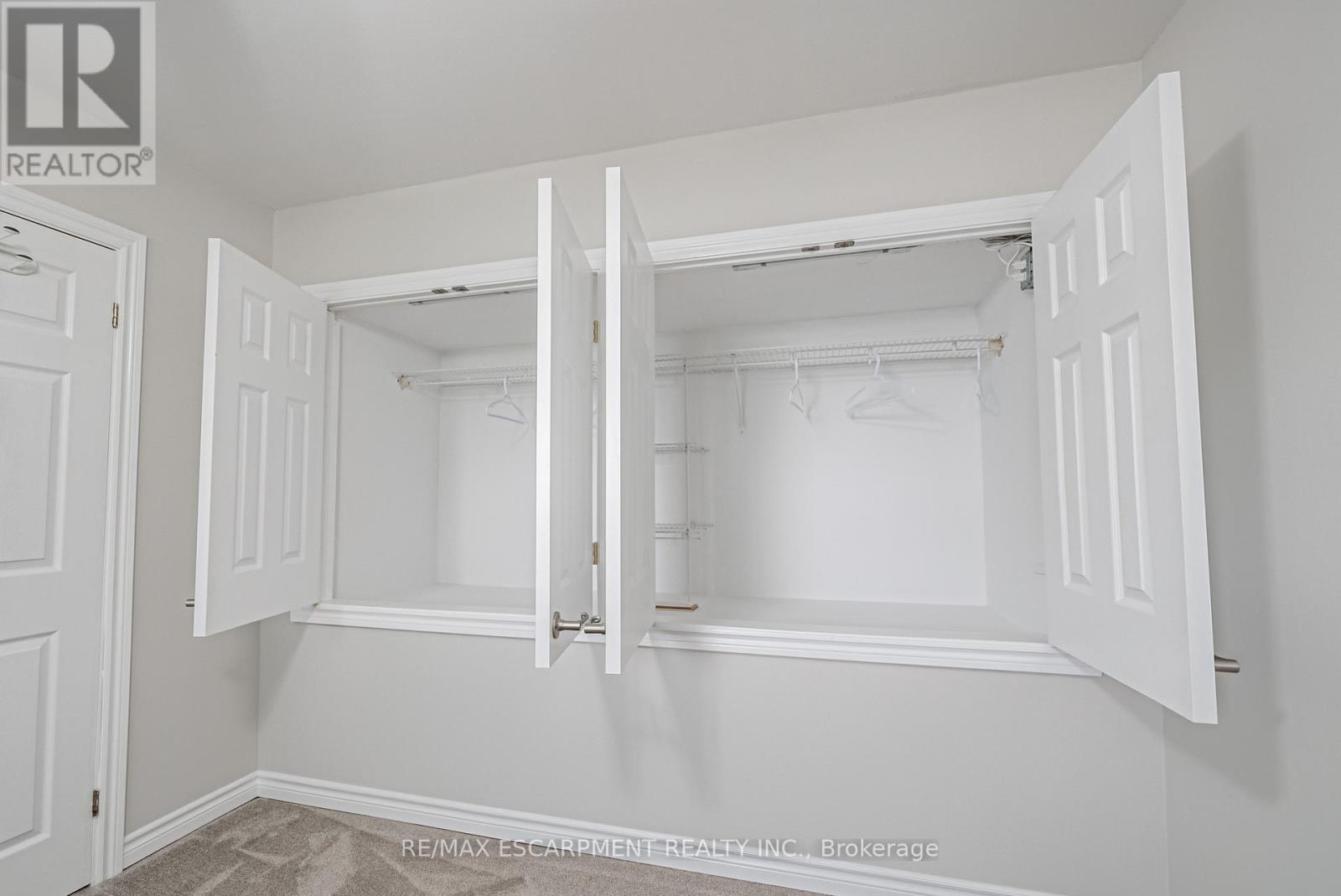 12 Quinlan Court, Hamilton, Ontario  L8W 1K1 - Photo 20 - X12548592