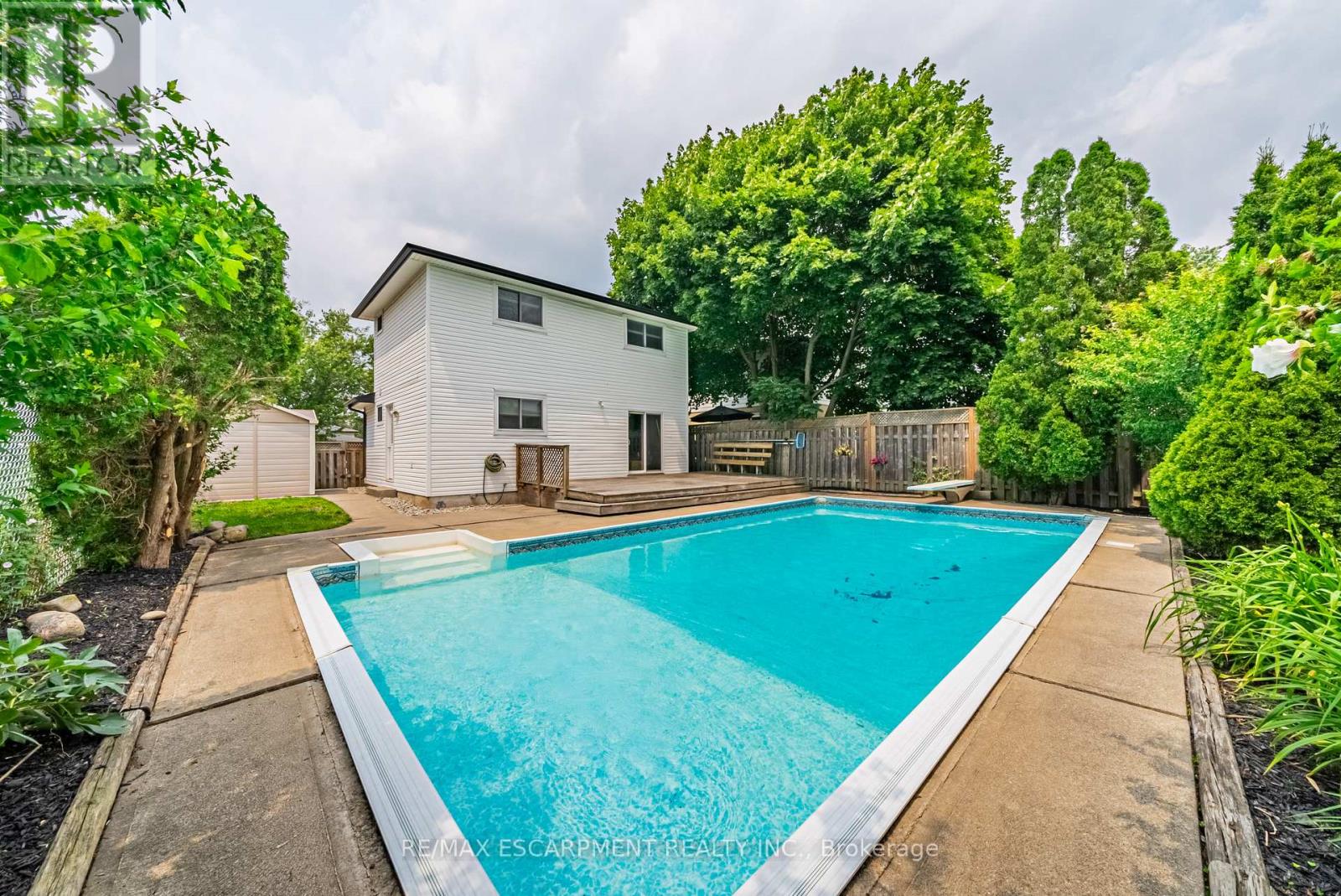 12 Quinlan Court, Hamilton, Ontario  L8W 1K1 - Photo 48 - X12548592