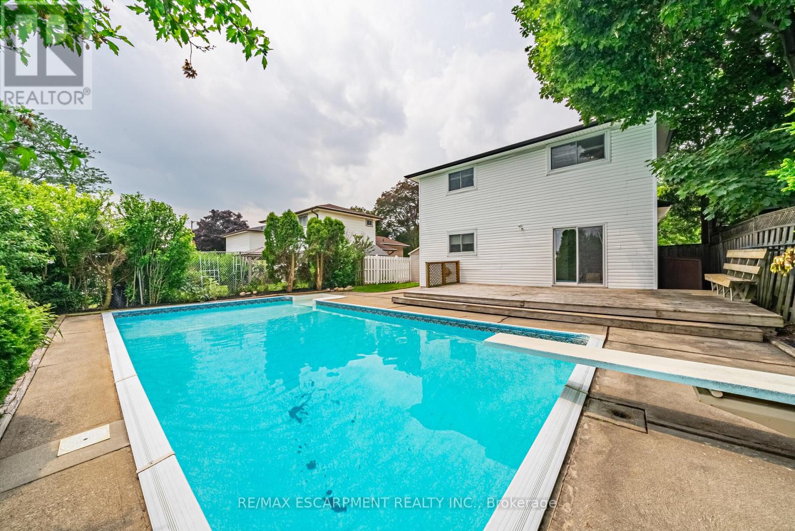 12 Quinlan Court, Hamilton, Ontario  L8W 1K1 - Photo 50 - X12548592