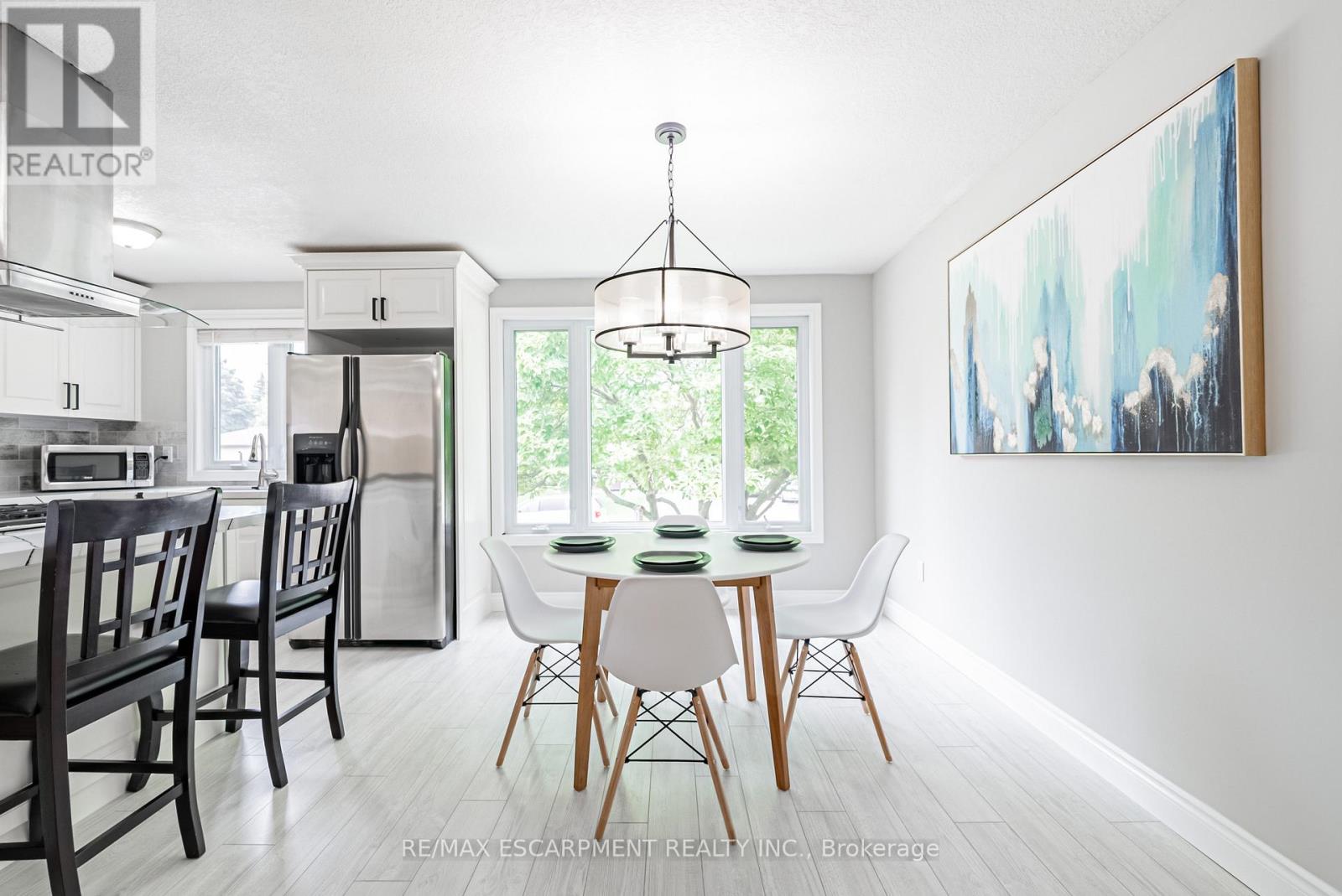 12 Quinlan Court, Hamilton, Ontario  L8W 1K1 - Photo 8 - X12548592