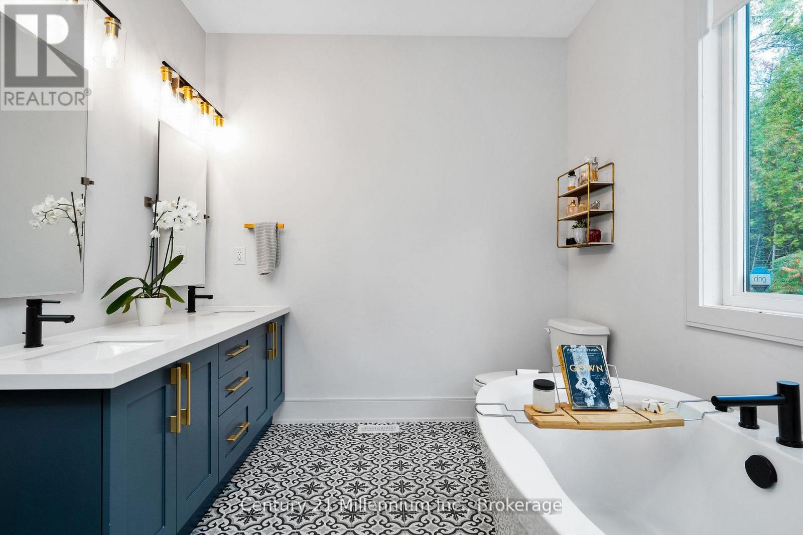 117 Tekiah Road, Blue Mountains, Ontario  N0H 1J0 - Photo 24 - X12548662