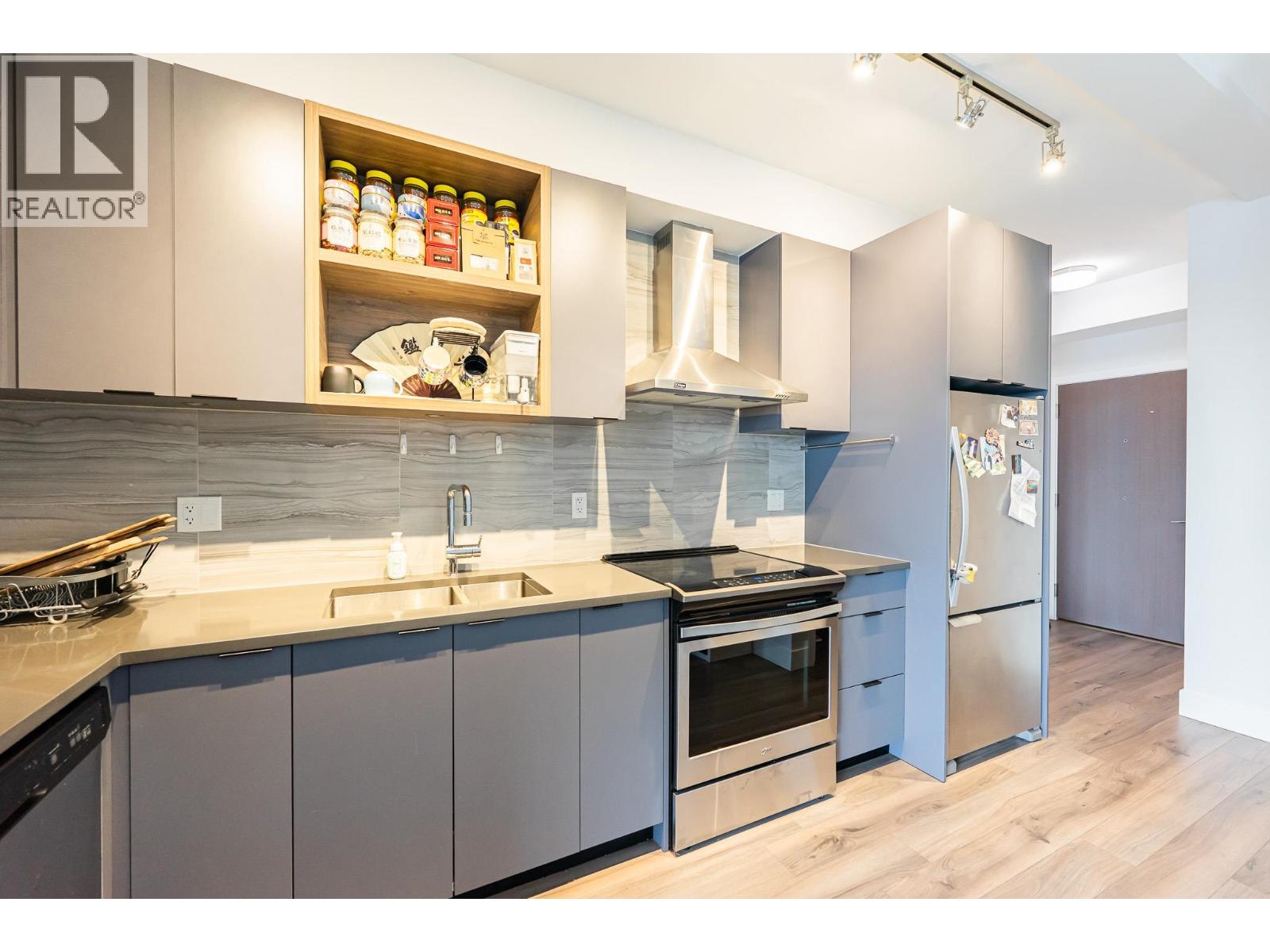 Ph35 5355 Lane Street, Burnaby, British Columbia  V5H 0H1 - Photo 11 - R3067616