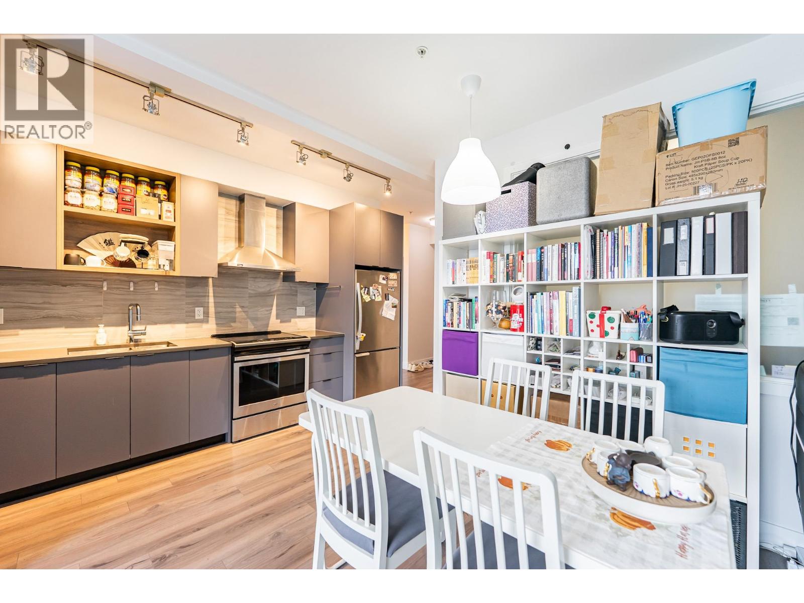 Ph35 5355 Lane Street, Burnaby, British Columbia  V5H 0H1 - Photo 3 - R3067616