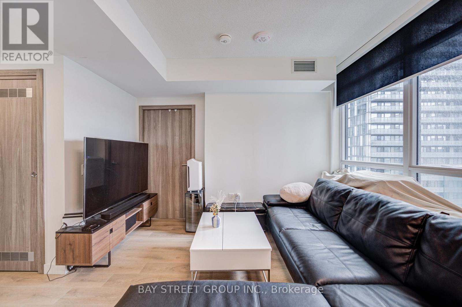 2110 - 38 Widmer Street, Toronto, Ontario  M5V 0P7 - Photo 23 - C12548650