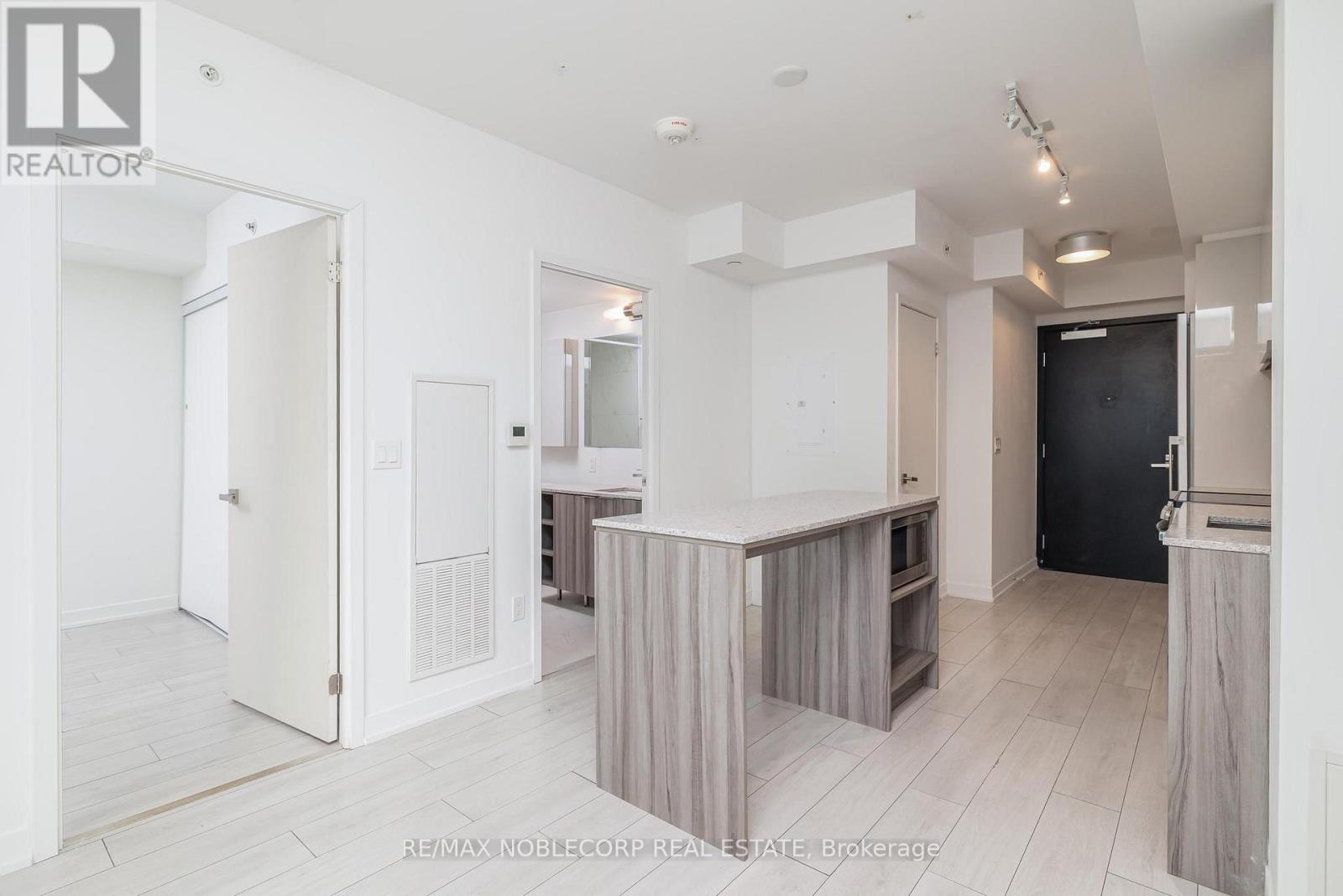 521 - 31 Tippett Road, Toronto, Ontario  M3H 0C8 - Photo 10 - C12548664